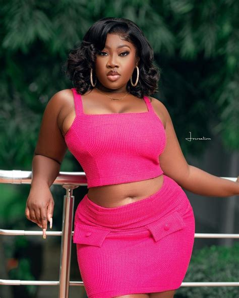 Jun 17, 2022 · Socialite and promising actress, Shugatiti has taken over social media trends after mistakenly showing her vagina during her 21st birthday celebration yesternight. Videos from the plush birthday celebration that has gone rife on the local digital space show how a host of other celebrities including Kwaku Manu, Tracey Boakye etc trooped in at ... 